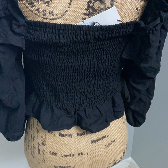 Zara bloggers fave smocked black top - Picture 9 of 16